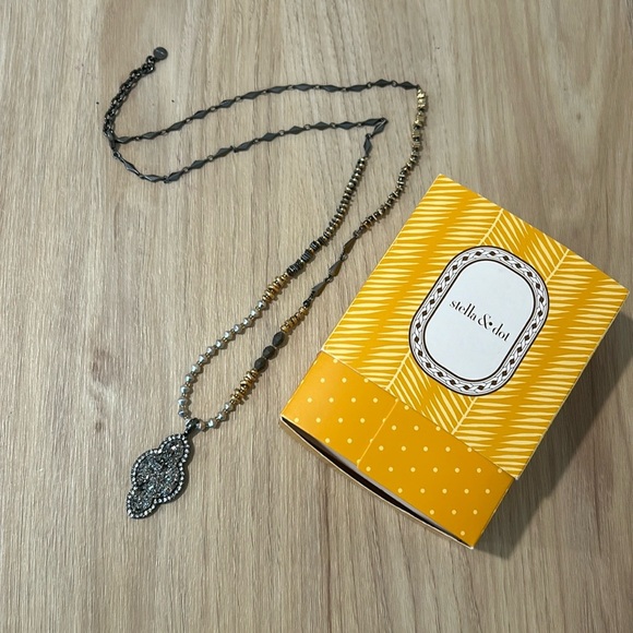 NIB  Stella & Dot  Ornate Mixed Metal Hematite Pendant Necklace  31" - Picture 6 of 8